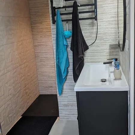 Oxyzenvilla 34800 Villa Lacoste (Herault)