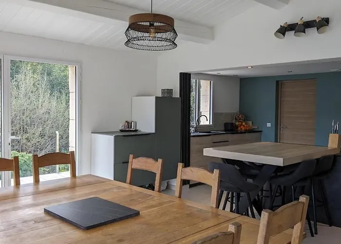 Oxyzenvilla 34800 Villa Lacoste (Herault)